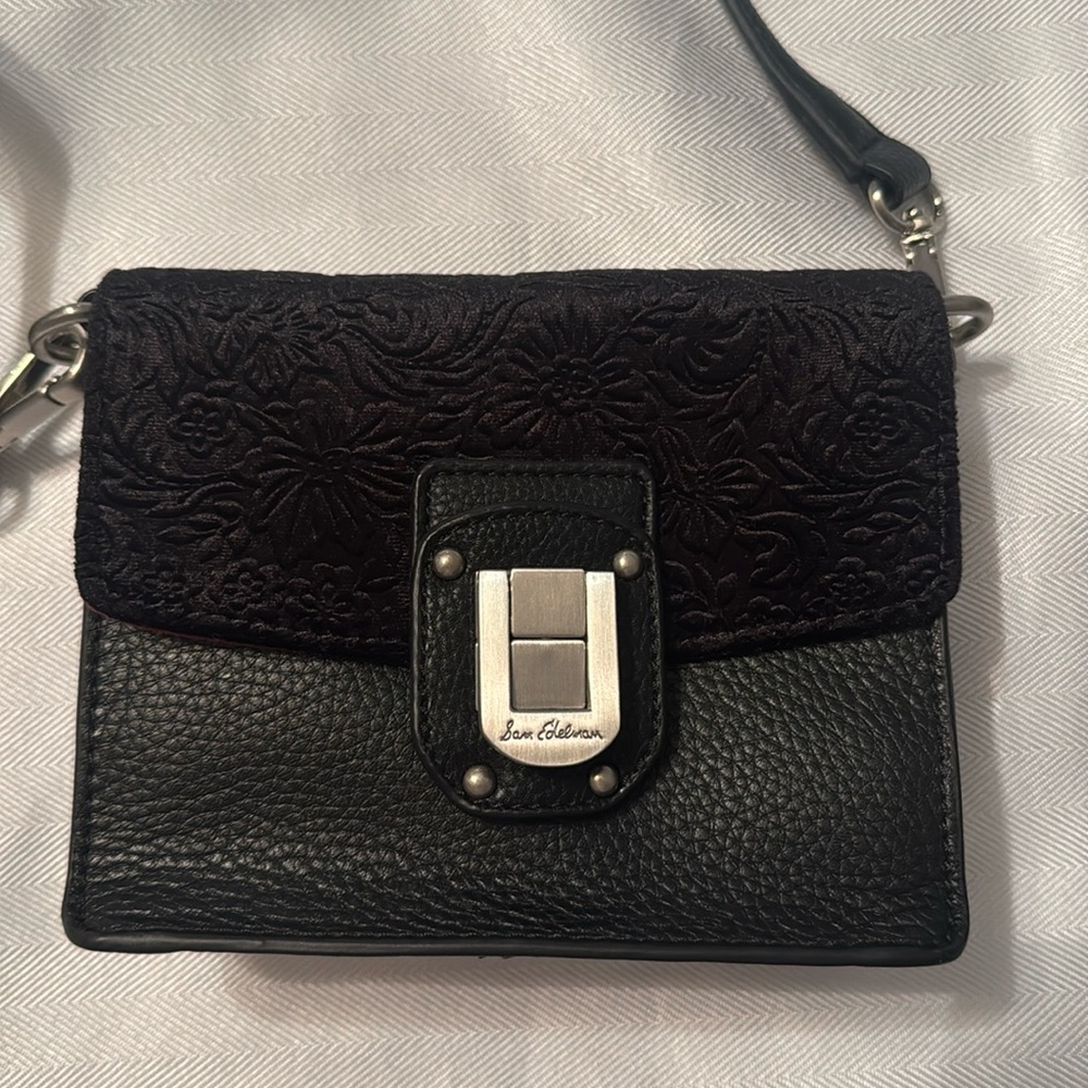 Sam Edel crossbody bag NWOT black color 61/2 Lx6 H approximately